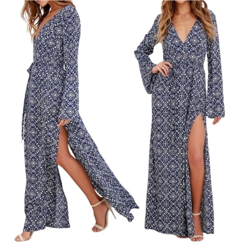 Lulus Long Sleeve Maxi‎ Slit Dress. Size XS